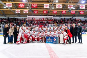 Image post by @cornellwhockey on Instagram