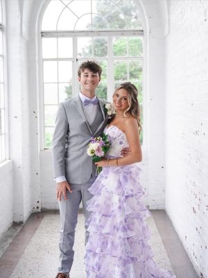 Image post by @colorsdress on Instagram