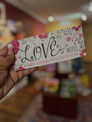Image post by @honeyandhuebookstore on Instagram