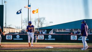 Image post by @ClemsonBaseball on Twitter