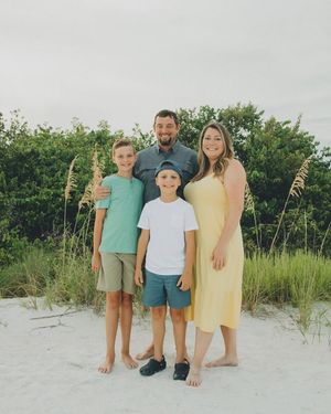 Image post by @maddiesswfphotography on Facebook