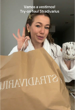 Video post by @carlotagrandeb on TikTok