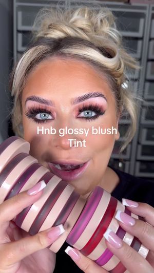 Video post by @beckymorganmakeup on TikTok