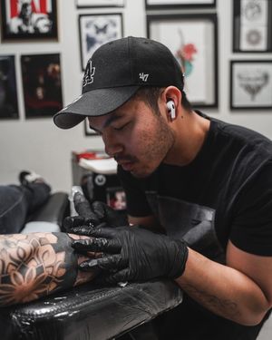 Image post by @skindesigntattoos on Instagram