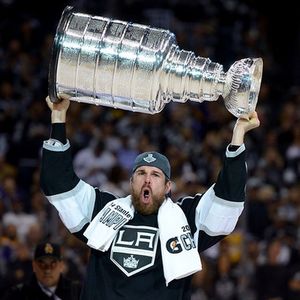 Image post by @lakingsicecrew on Instagram