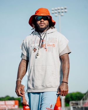 Image post by @0ne0fone on Instagram