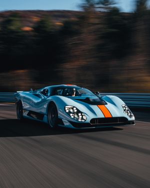 Image post by @roadandtrack on Instagram