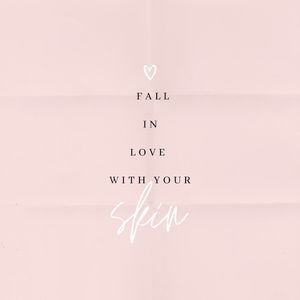 Image post by @carolinewatsonbeauty on Instagram
