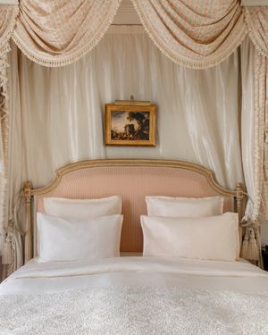 Image post by @ritzparis on Instagram