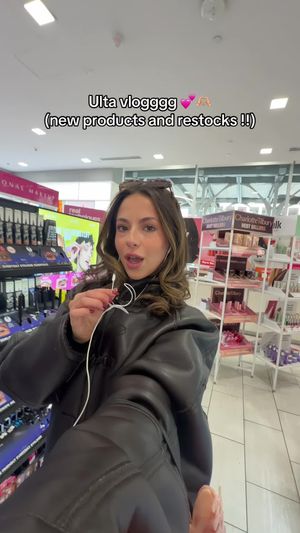 Video post by @anyaweitz on TikTok