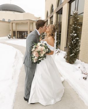 Image post by @libbyleonardphotography on Instagram