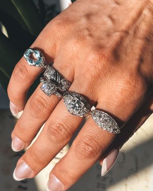 Image post by @maejeanvintage on Instagram