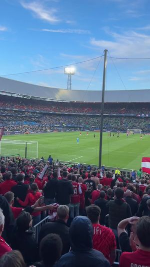 Video post by @azalkmaar on TikTok