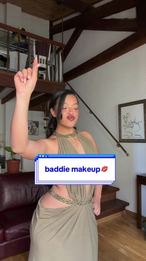 Video post by @virtual_diva on TikTok