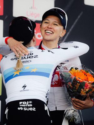 Image post by @wmncycling on Instagram
