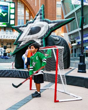 Image post by @dallasstars on Instagram