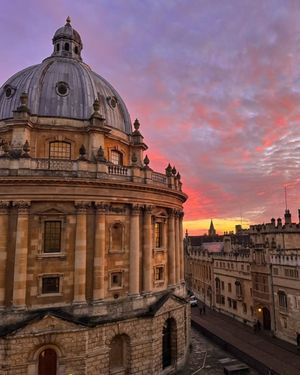 Image post by @oxford_uni on Instagram