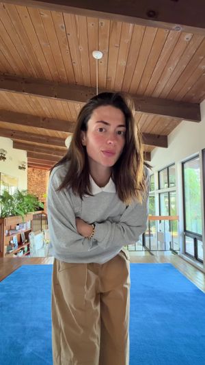 Video post by @victoriaparis on TikTok