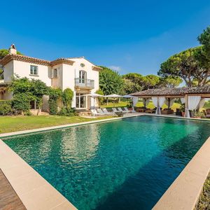 Image post by @christiesrealestate on Instagram