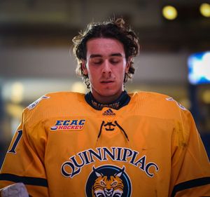 Image post by @ecachockey on Twitter
