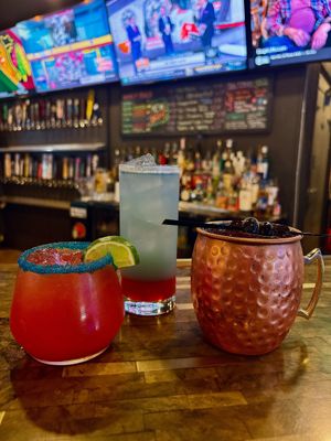 Image post by @wingnutzbarandgrill on Instagram