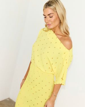 Image post by @dillards on Instagram