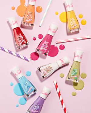 Image post by @sally_hansen on Instagram