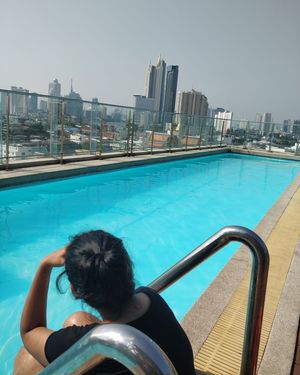 Image post by @explorewithreshma on Instagram