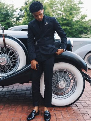 Image post by @thesuitbrother on Instagram