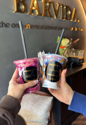 Video post by @anyaweitz on TikTok