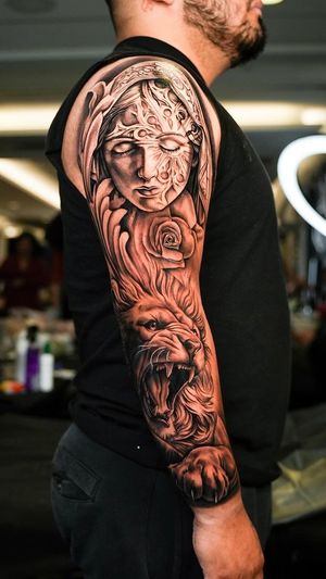 Video post by @skindesigntattoos on Instagram