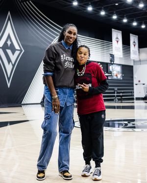 Image post by @hoophall on Instagram