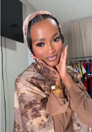 Video post by @doseofkhadija on TikTok