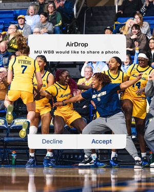 Image post by @marquettewbb on Instagram