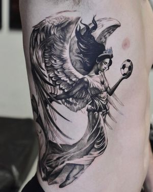 Image post by @skindesigntattoos on Instagram