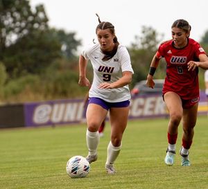Image post by @uniathletics on Instagram