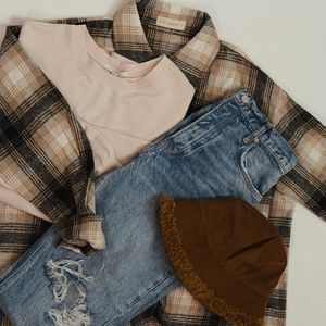 Image post by @shopatgrace on Facebook