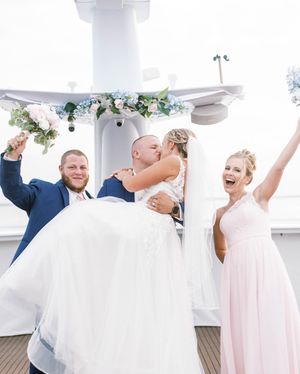 Image post by @yachtstarship on Instagram