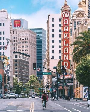 Image post by @NextdoorOakland on Twitter