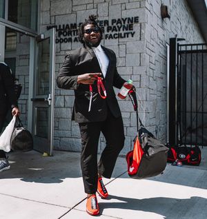 Image post by @__b99r on Instagram