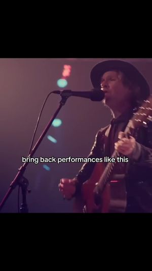 Video post by @beckvault on TikTok