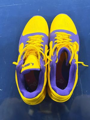 Image post by @moveinsoles on Instagram