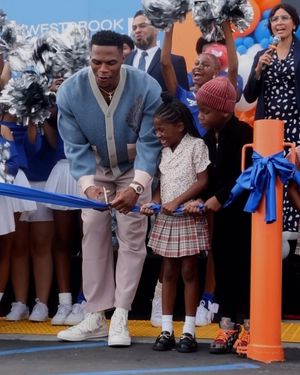 Image post by @russwest44 on Instagram