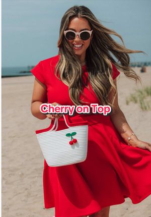 Video post by @thebeachwaver on TikTok
