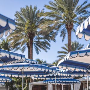 Image post by @fontainebleaumiamibeach on Instagram