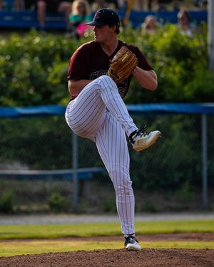 Image post by @Cotuit Kettleers on Facebook