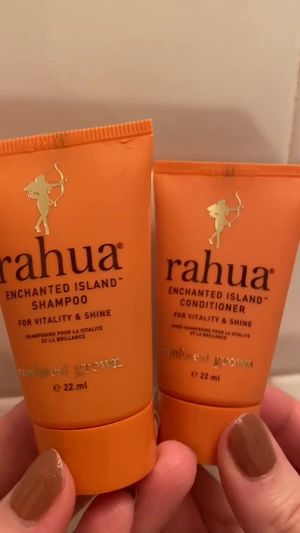 Video post by @RahuaBeauty on Facebook