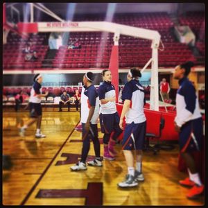 Image post by @uvawomenshoops on Instagram