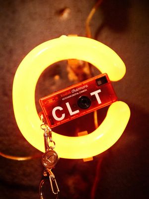 Image post by @clot on Instagram