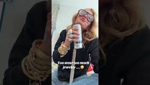 Video post by @shop.with.caroline on YouTube